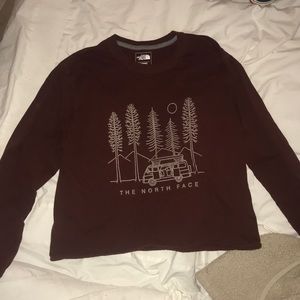 long sleeve North Face tee